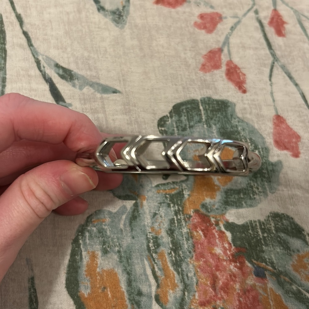 Arrow Bracelets - Picture 2 of 2